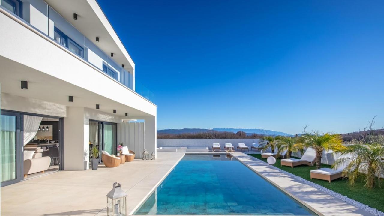 Villa Milly Vrh  Eksteriør billede